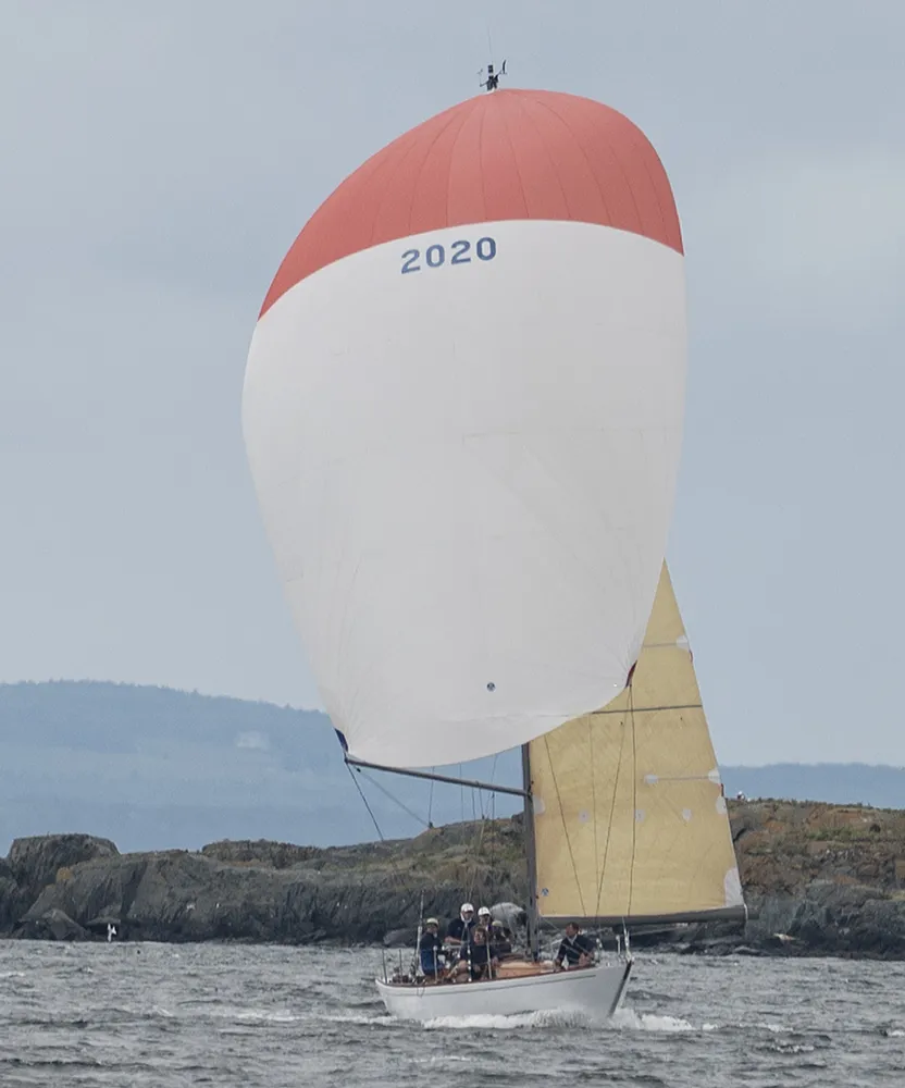 The Hawk, Tripp 37 design, winner of Spirit of Tradition